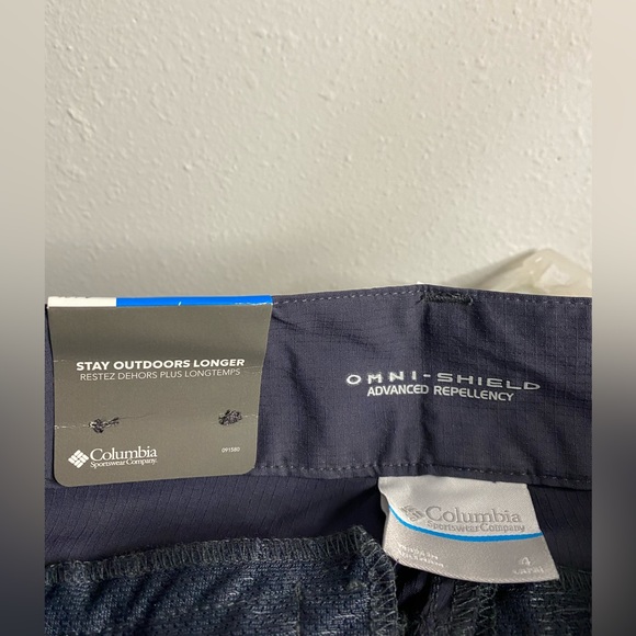 Silver Ridge Stretch Capri Women’s - Picture 4 of 5